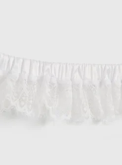 Boudoir Collection White Eyelash Lace Garter One Size