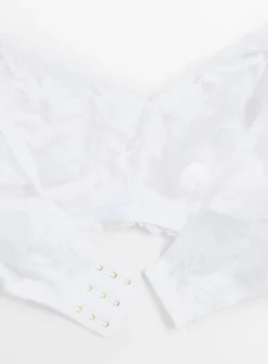 DD+ White Lace Non-Wired Bra 38E