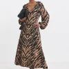 JD WILLIAMS Textured Jersey Seam Front Maxi Dress 12