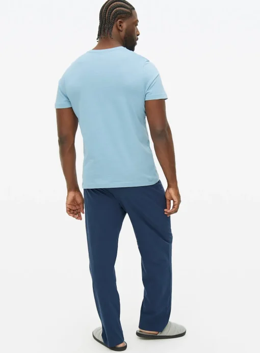 Light Blue T-Shirt & Navy Bottoms Pyjama Set XXL